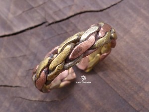 BD75 Bague Tibétaine 3 Métaux