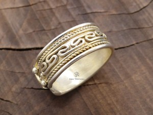 BD68 Bague Tibétaine