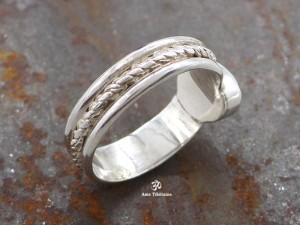 BA297 Bague Tibétaine Argent Massif Turquoise. Taille 51