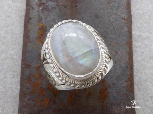 BA50 Bague Tibétaine Argent Massif Pierre de Lune