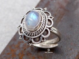 BA278 Bague Tibétaine Argent Massif Pierre de Lune. Taille Réglable