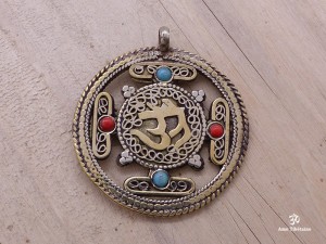 PD81 Pendentif Om Kalachakra