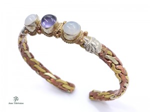 BRD298 Bracelet Tibétain Métal Argenté Cuivre Laiton