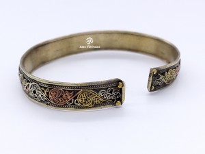 BRD146 Bracelet Tibétain Mantra Om Mani Padme Hum