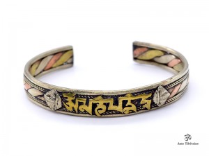 BRD339 Bracelet Tibétain Métal Argenté Cuivre Laiton Mantra