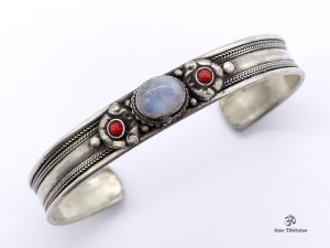 BRD353 Bracelet Tibétain Métal Argenté