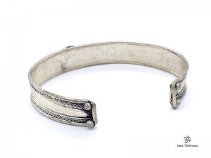 BRD355 Bracelet Tibétain Métal Argenté