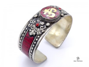 BRD359 Bracelet Tibétain Om