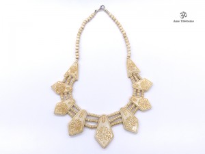 CD27 Collier Tibétain 