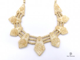 CD27 Collier Tibétain 