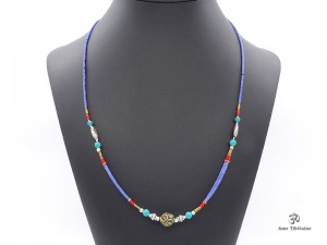 CD90 Collier Tibétain 