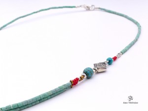 CD100 Collier Tibétain 52 cm