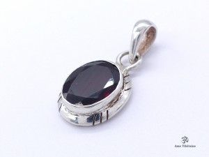 PA264 Pendentif Tibétain Argent Massif Grenat