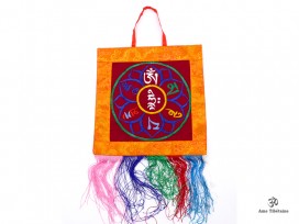 BB28 Bannière Tibétaine Mantra Om Mani Padme Hum